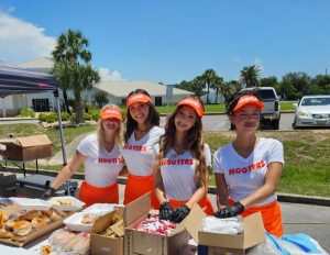Hooters of Panama City Beach Partners with Salty Farm Ministry to Uplift and Serve the Local Homeless Community