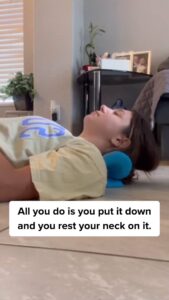 USA Desk Workers Can Correct Posture & Reduce Neck Pain With This Simple Tool