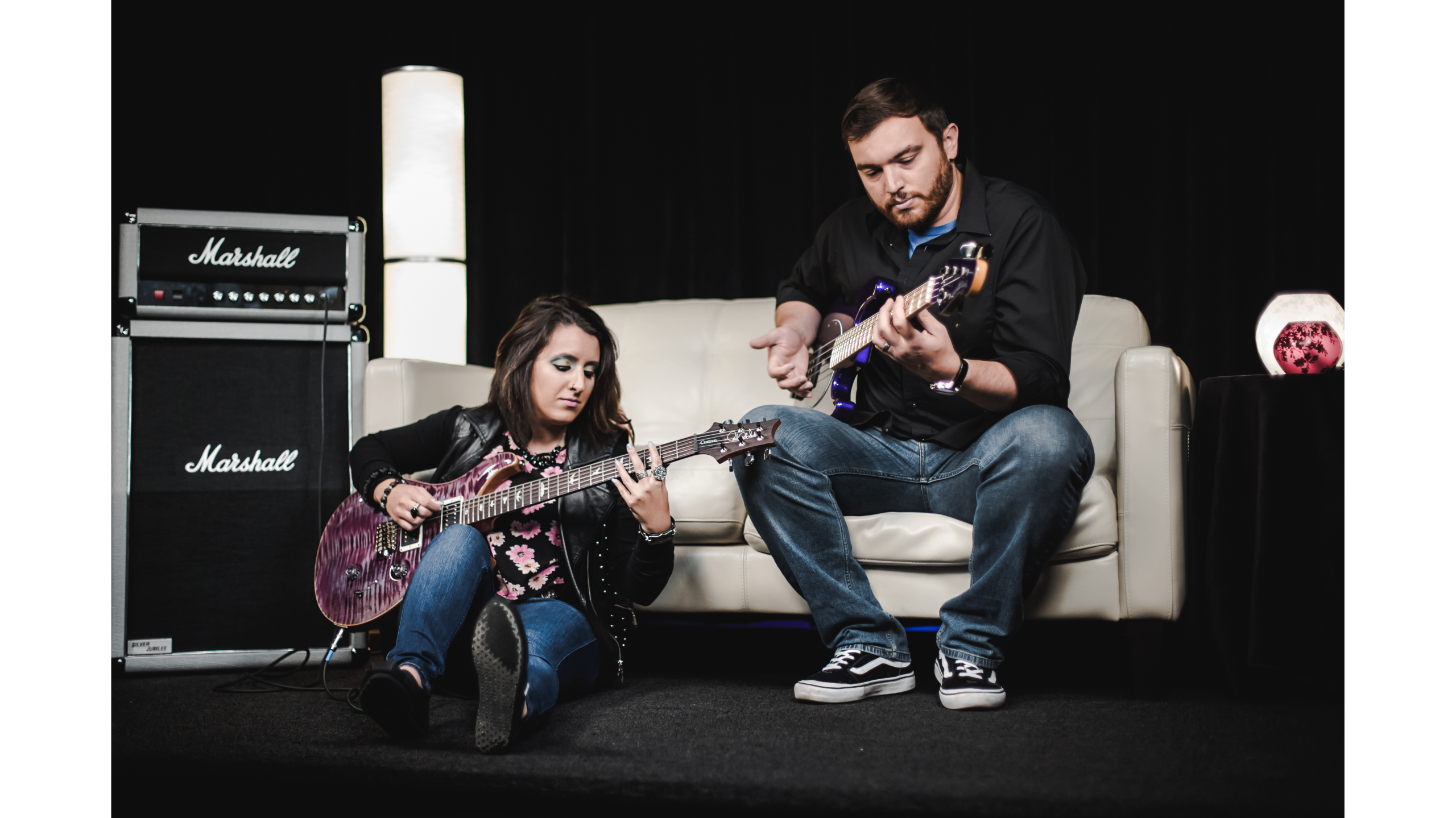 How to Find the Perfect Electric Guitar Online: Beginner vs. Pro Tips