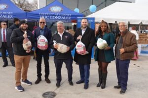 Plaza Auto Mall Partners with Brooklyn District Attorney Eric Gonzalez, Council Member Farah N. Louis, and Assemblywoman Rodneyse Bichotte Hermelyn to Deliver a Heartwarming Thanksgiving Giveaway for Local Families