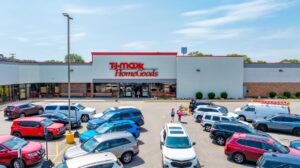 Hanley Investment Group Arranges $25.35 Million Sale of Green Bay Plaza in Wisconsin to Core Acquisitions