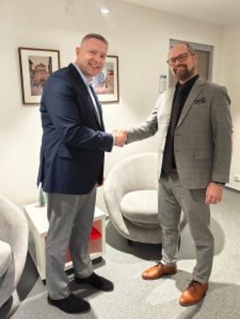 PVZP Partners With Health4Travel To Redefine Digital Healthcare Access for Expatriates in the Czech Republic